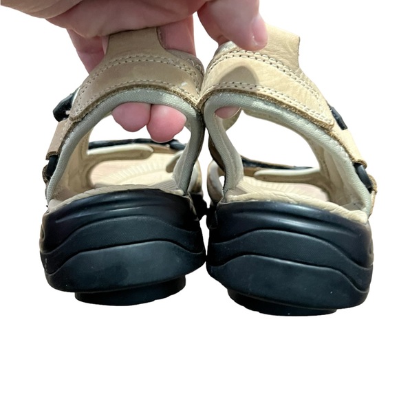 GDEFY Slip on Summer Shoes Hook and Loop Sandles Size 8.5 - Picture 2 of 7